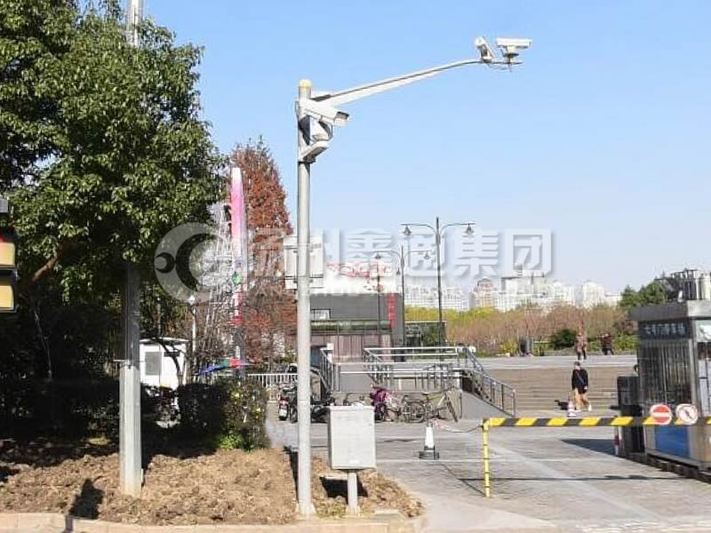 DJG-024，電子警察桿，治安監(jiān)控桿
