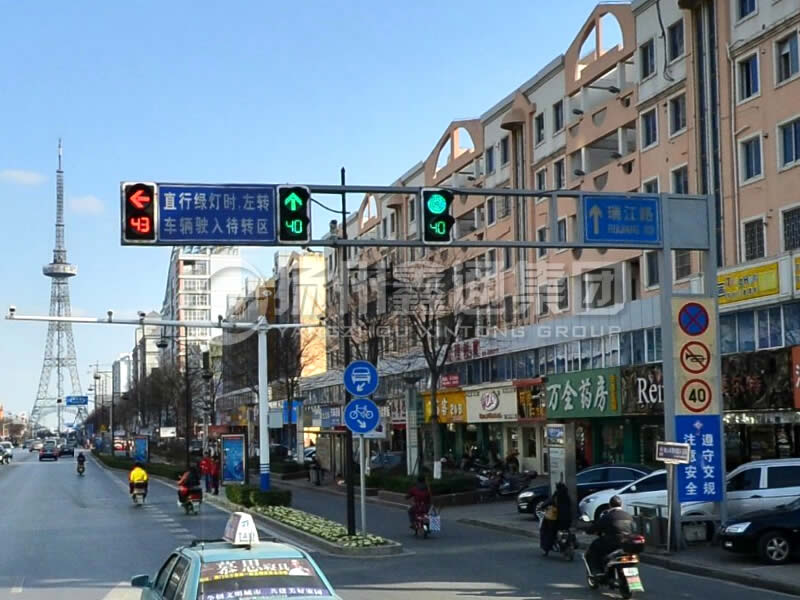 XHDG-022，框架信號(hào)燈桿