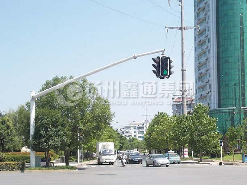 XHDG-047，吊籠式信號燈桿